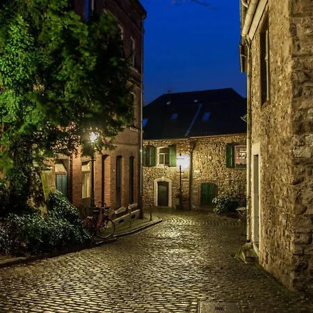 City Hotel Stolberg Hotel 3*